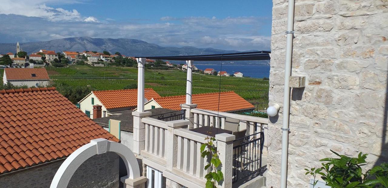 Stone House Apartment Didini Dvori Lumbarda Esterno foto