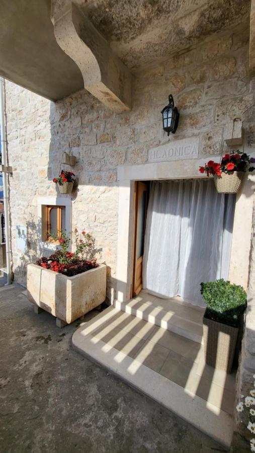 Stone House Apartment Didini Dvori Lumbarda Esterno foto